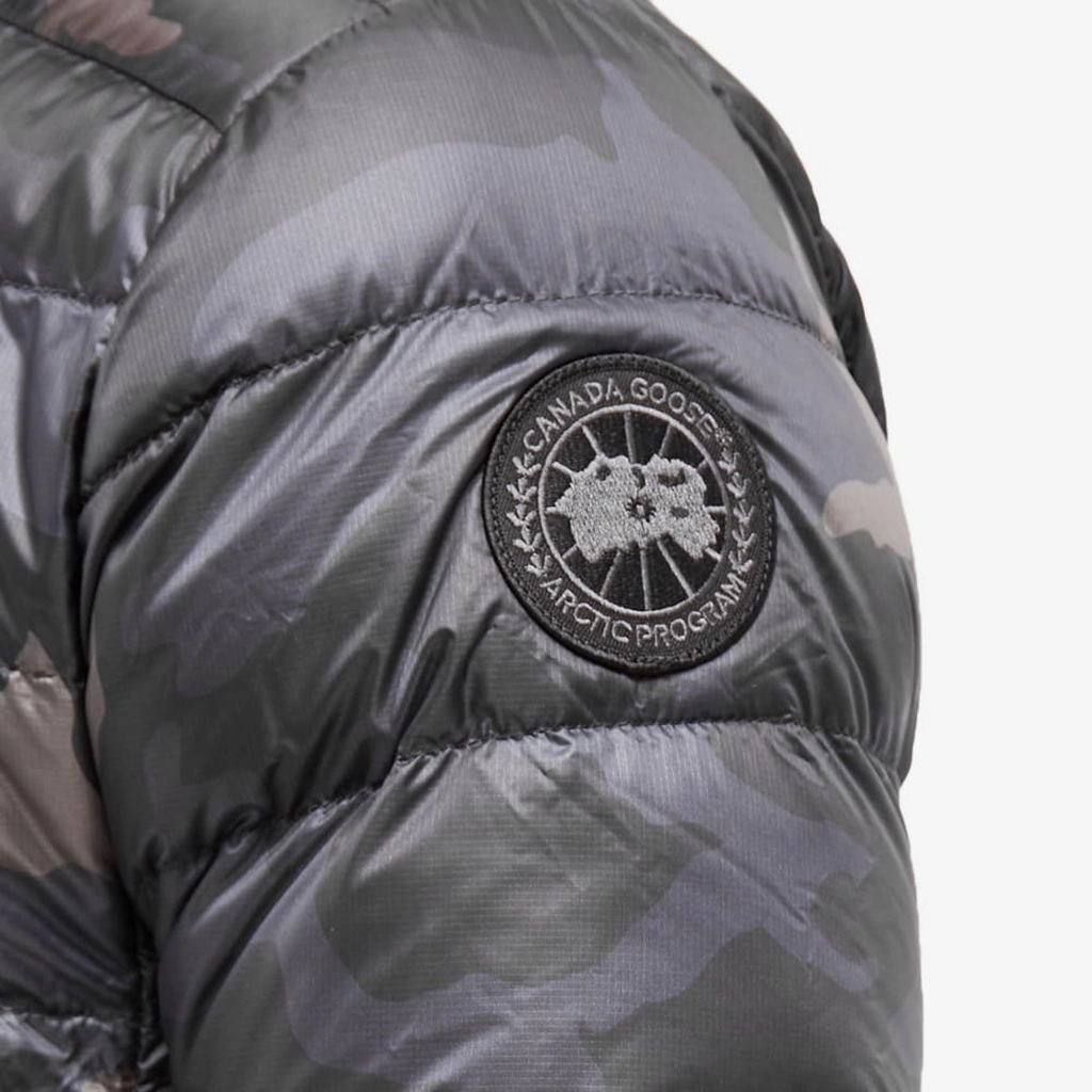 Canada Goose Men's Black Disc Crofton Hoodie Black Classic Camo